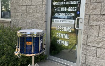 14in Blue Onyx Pearl Championship Chrome Marching Snare – RENTAL